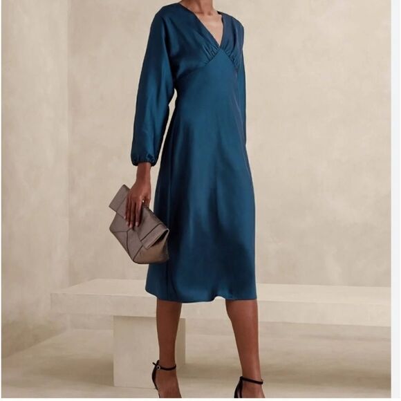 BANANA REPUBLIC BLOUSSANT-SLEEVE MIDI DRESS - Picture 4 of 8